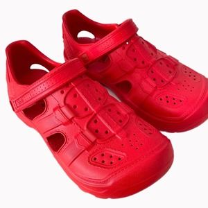 Teva Red Omnium Drift Sandals Sz 7.